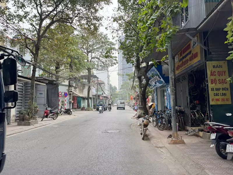 Bán 48,5m2 nhà 3 tầng mặt Phố Đức Giang, Long Biên. Ngay cạnh nhà văn hóa, trường mầm non