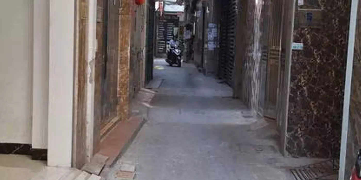 Bán nhà Dòng tại Ngõ 102 Phố Pháo Đài Láng, 24 tỷ, 84 m2, 7 tầng,Thang Máy  25PN, 25WC