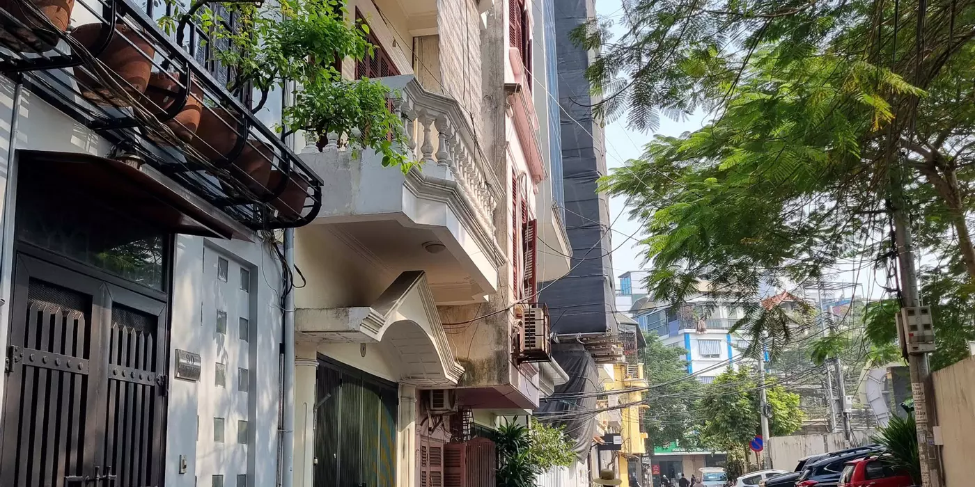 Bán nhà đẹp phố Tôn Đức Thắng 40m2, 5T, MT4.3m Gara ô tô 11.5 tỷ hiếm quận Đống Đa