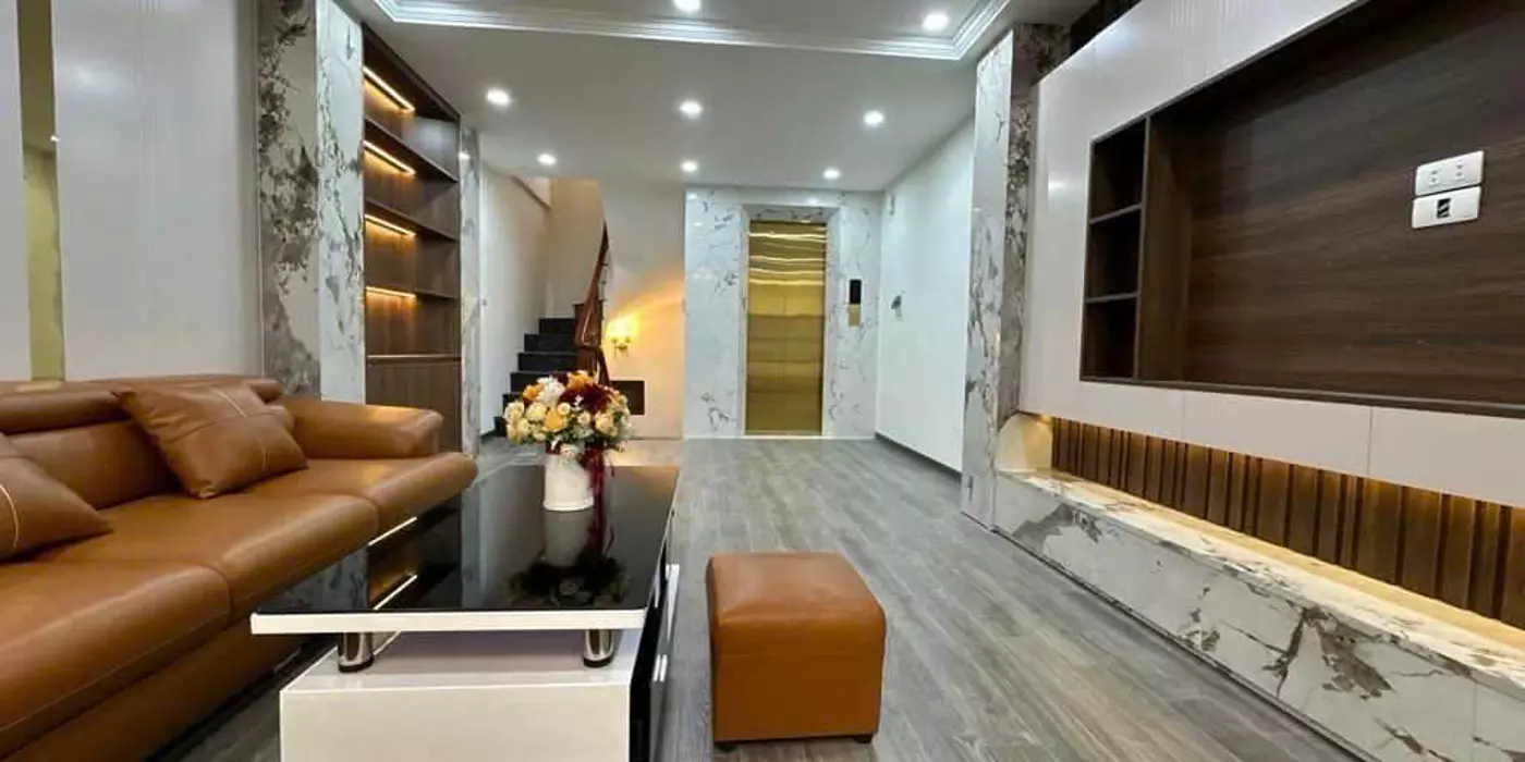 Bán nhà phố Hoàng Văn Thái 48m2, 6T thang máy, MT.43m Gara ô tô khu quân đội ở sướng