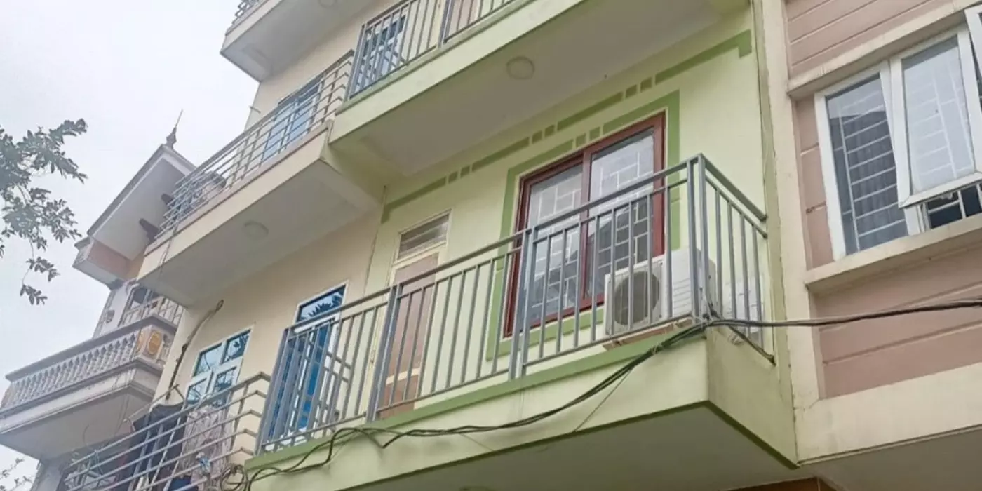 Chỉ 4.2 tỷ sở hữu căn nhà dân xây 3 tầng, diện tích 37.7m2, ô tô đỗ cách nhà 50m