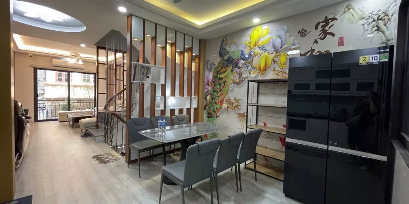 SIÊU RẺ - CHỈ 6,5 TỶ - 63M NHÀ ĐẸP NGỌC THỤY, 2 NHÀ RA MẶT PHỐ- MT 6,8M, 5 PN RỘNG