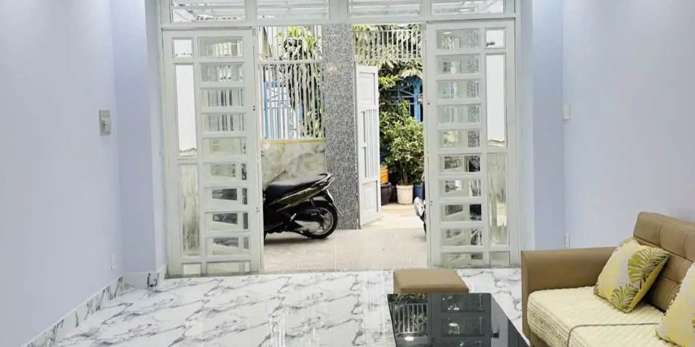 Q7 HUỲNH TẤN PHÁT 4x13M NHÀ ĐẸP Ở NGAY HXH 4M RỘNG THOÁNG SỔ VUÔNG ĐẸP NỞ HẬU 6.x Đ