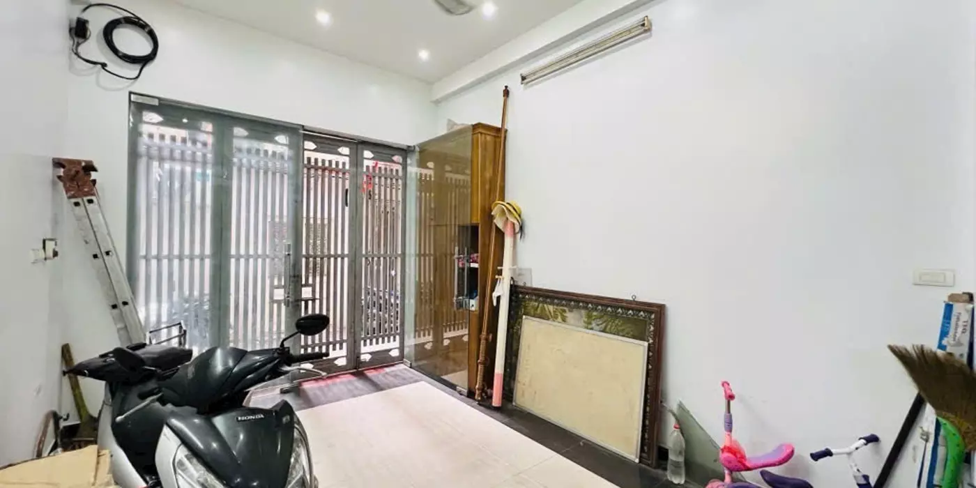 Bán rẻ NHÀ dân xây phố Trần Vỹ - Cầu Giấy - 47m2 x 7 tầng - khu dân trí cao