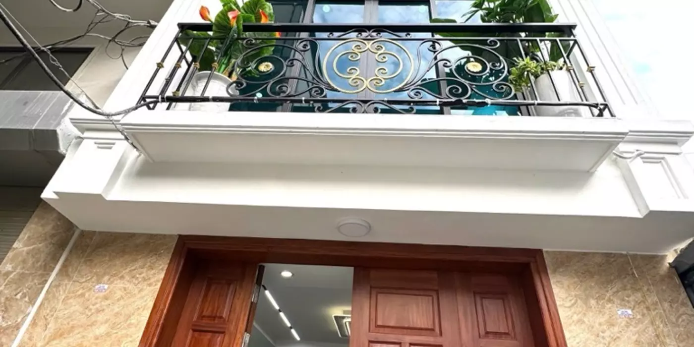 GIẢI PHÓNG - NHÀ MỚI LÔ GÓC THOÁNG, CÓ THANG MÁY