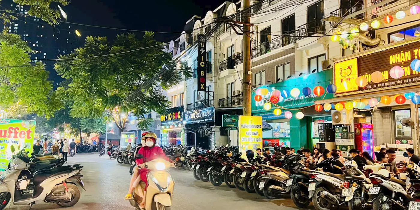 Liền kề Phùng Khoang, vỉa hè, kinh doanh sầm uất ngày đêm, 65m2, 19.5 tỷ