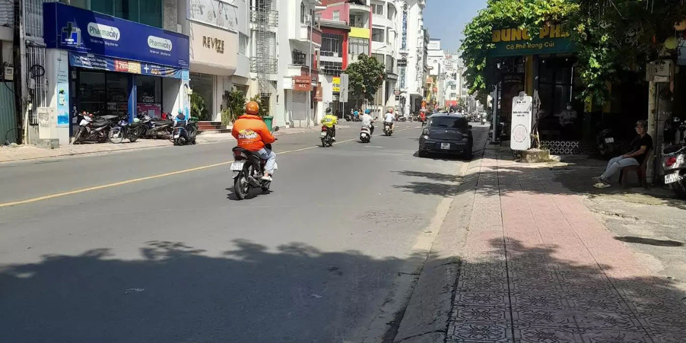TÂN BÌNH  - CỘNG HÒA - B.ÁN ĐẤT TẶNG NHÀ  -  NGAY T3 SÂN BAY - 230M -  KHU SẦM UẤT  -  CHỈ  78TR/M2