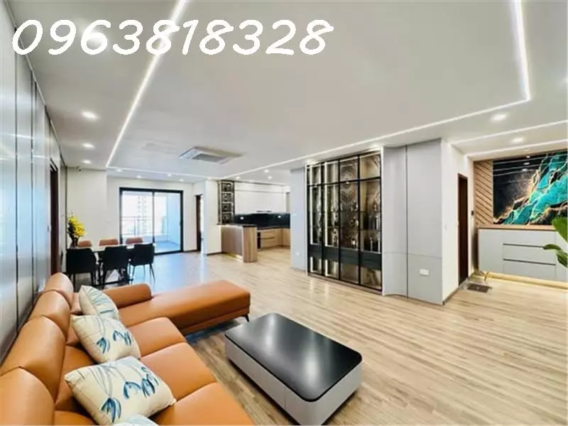 NHÀ ĐẸP ĐÓN TẾT- CĂN HỘ CHUNG CƯ CAO CẤP CẦU GIẤY - KHU VÍP ĐÁNG SỐNG - PHÒNG NÀO CŨNG NGẬP TRÀN