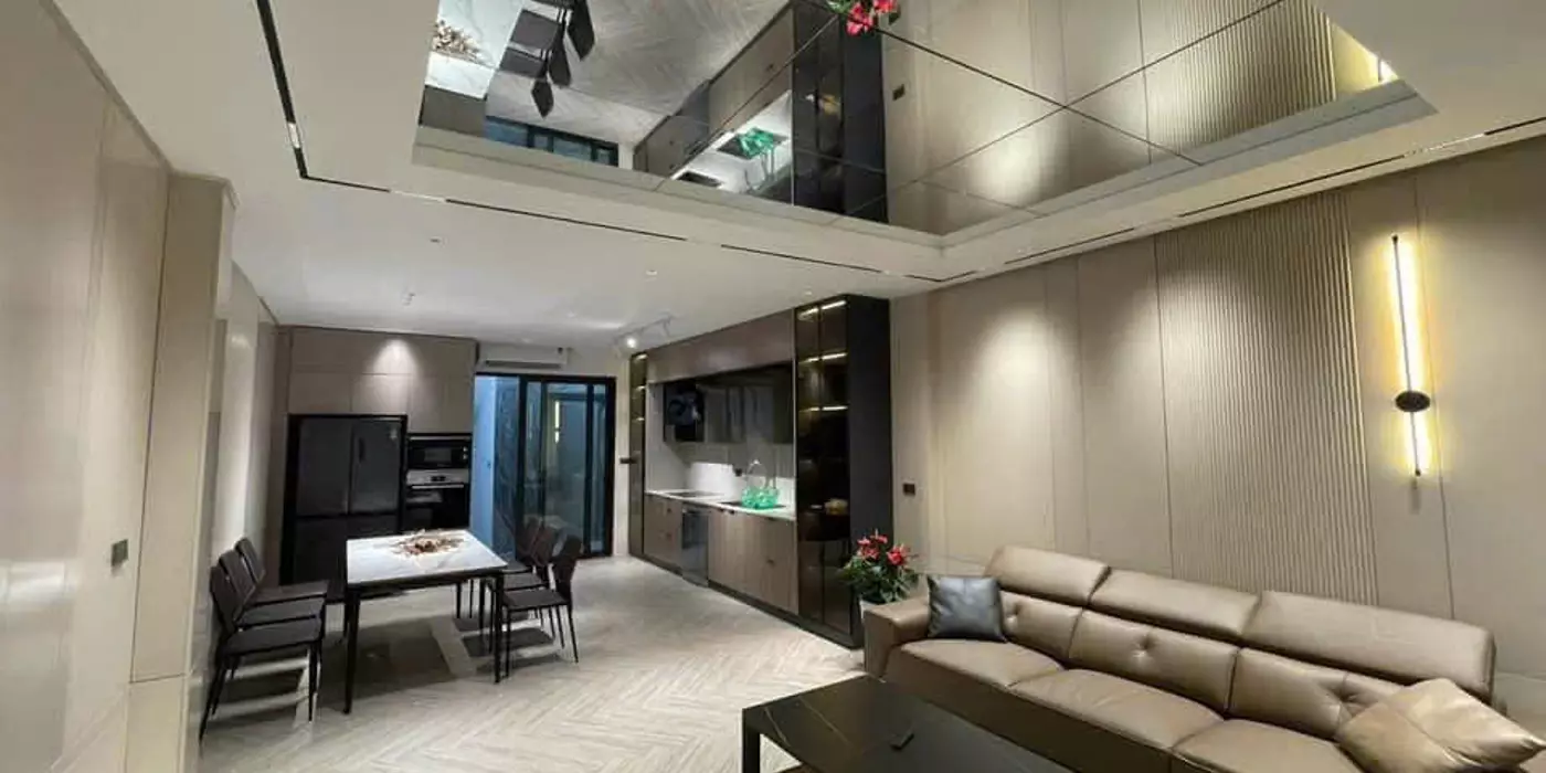 Bán nhà đẹp phố Cù Chính Lan 45m2, 5T thang máy Gara ô tô dừng đỗ KD 40tr/tháng