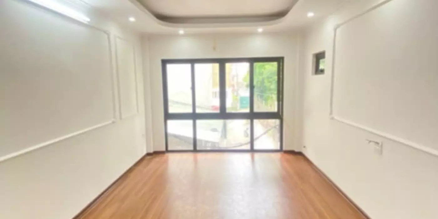 BÁN NHÀ CỔ NHUẾ , Ô TÔ 35m x 5 tầng , MT 4.2m giá 5.8 tỷ