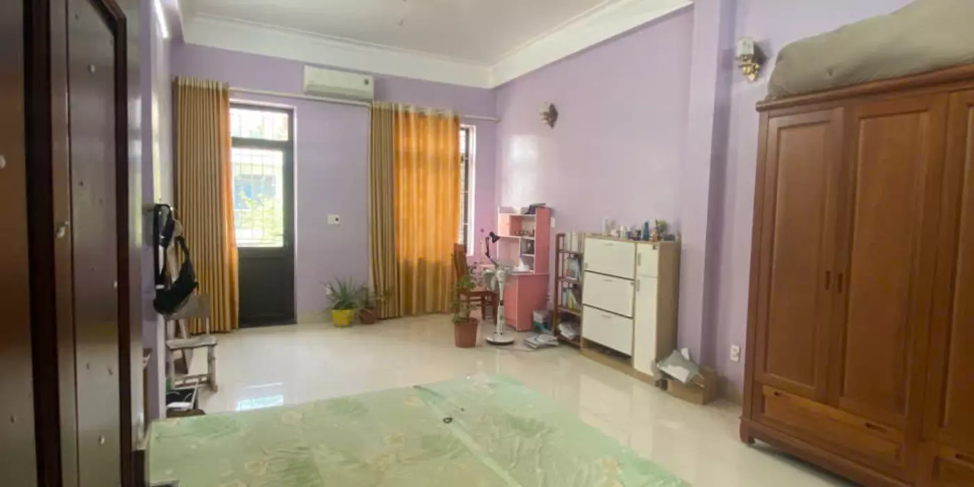 Bán nhà mặt phố Hoàng Công Chất, Thái Bình - 3.6 tỷ, 65m², 3 tầng