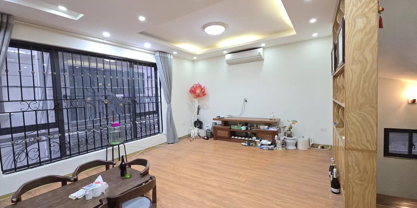 Bán nhà Chùa Bộc, Đống Đa, lô góc, gần ô tô, 43m2, 10.6 tỷ(MTG - CTL)