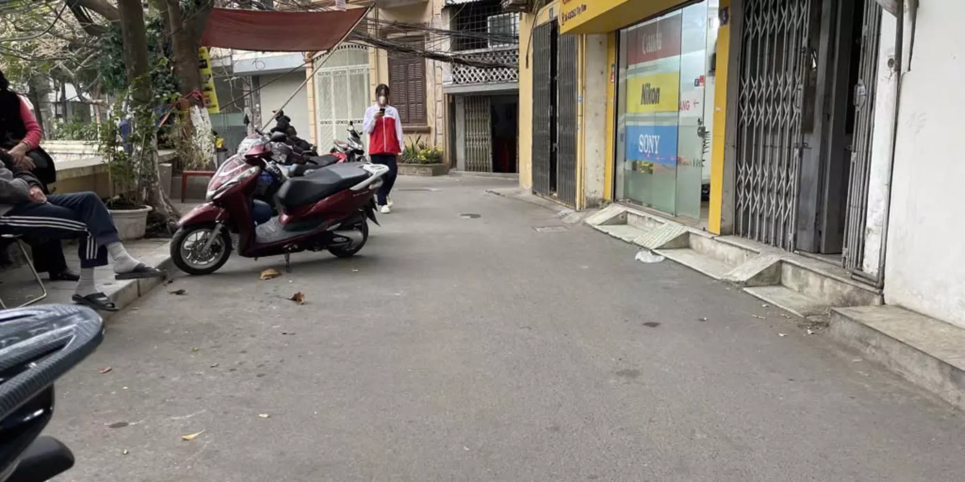 Bán 169m tây sơn tặng nhà 2 ô tô tránh view hồ kinh doanh đống đa