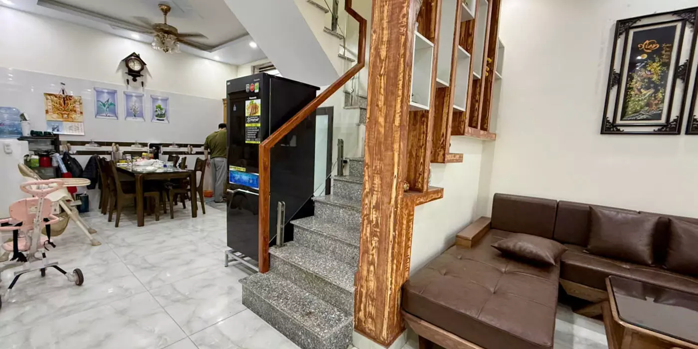 NHÀ ĐẸP – GIÁ TỐT – CHÍNH CHỦ CẦN BÁN Nhà Vị trí Đẹp Tại 285 Đằng Hải - Hải An - Hải Phòng 

Diện