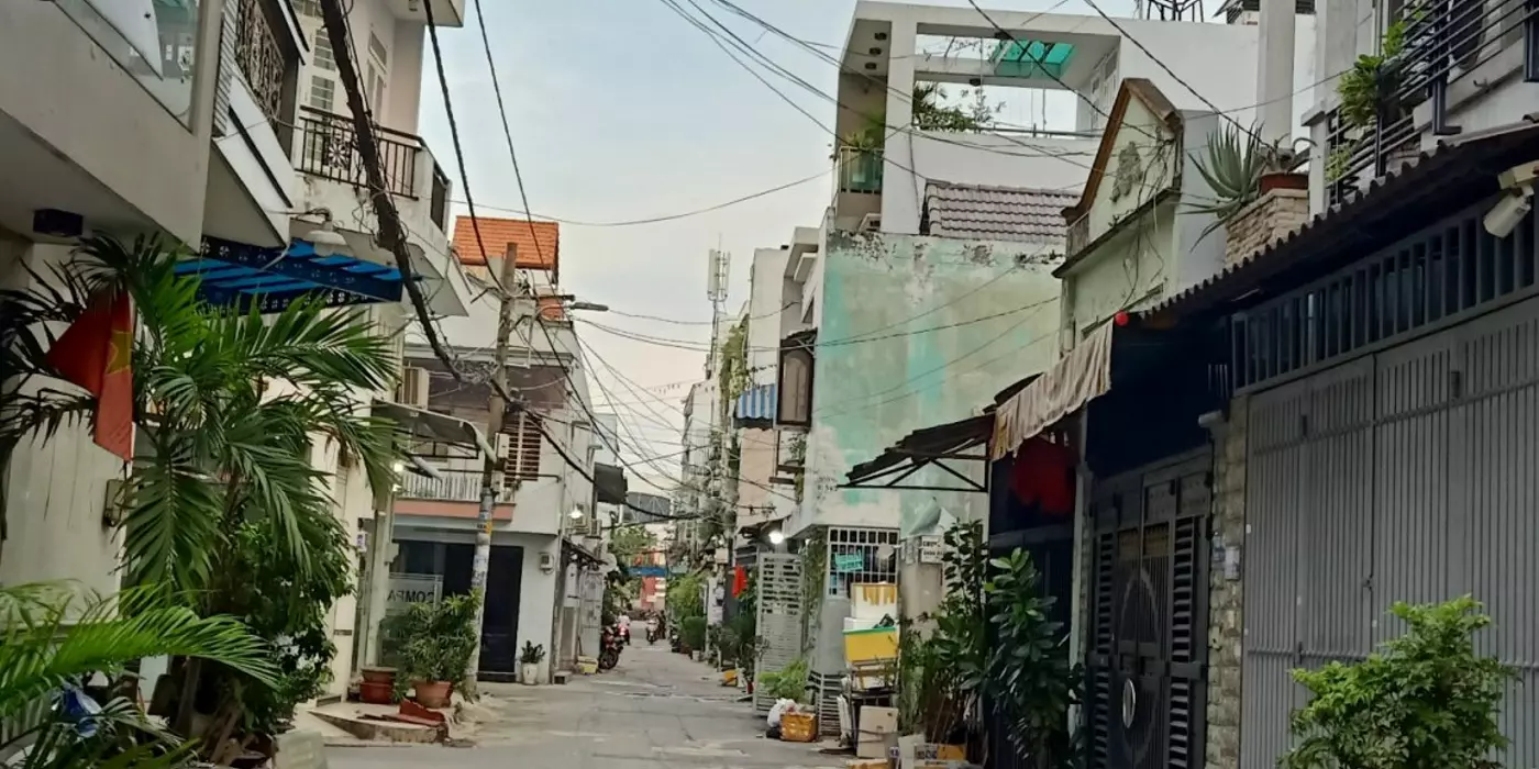 BÁN NHÀ 3 TẦNG, 95M2 Chế Lan Viên - Q.TP, GIÁ 5 TỶX - VỊ TRÍ VÀNG, SỔ HỒNG CC