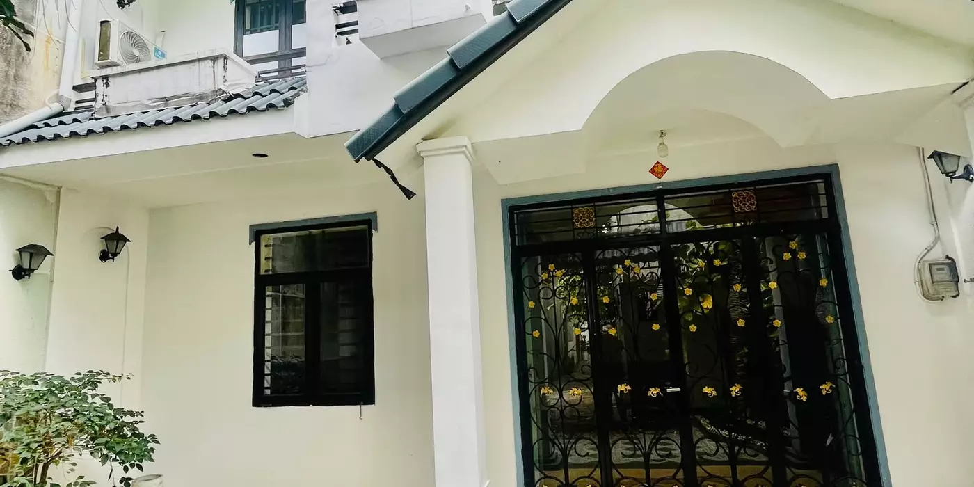 BIỆT THỰ MINI HIỆP THÀNH - ĐỐI DIỆN HÃNG BIA TIGER - NGANG LỚN 7M HƠN NỞ HẬU GẦN 8M - HẺM THÔNG Ô