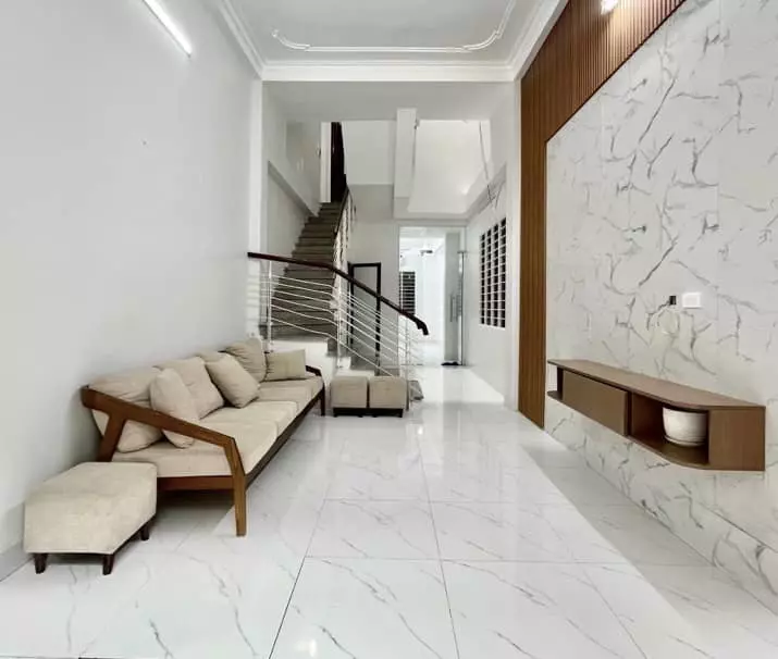 BÁN NHÀ DÂN XÂY CHẮC CHẮN TRUNG TÂM HÀ ĐÔNG DT 50M2, NGÕ THÔNG THOÁNG, 3 BƯỚC RA ĐƯỜNG LỚN