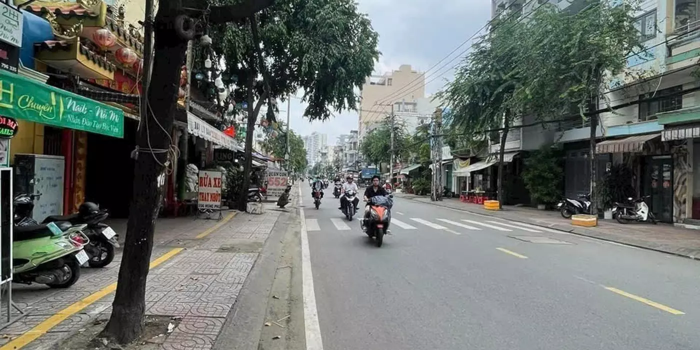 MẶT TIỀN KINH DOANH ĐƯỜNG 12M - VỈA HÈ 3M - ĐƯỜNG HƯNG PHÚ -  QUẬN 8