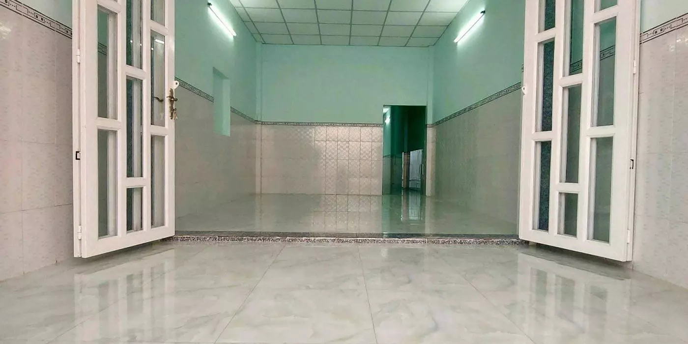 NHÀ CẤP 4 MỚI TINH - HẺM XE HƠI 5M - NGAY CHỢ NHỎ TÂN HIỆP. CHỈ 2,8 TỶ TL.