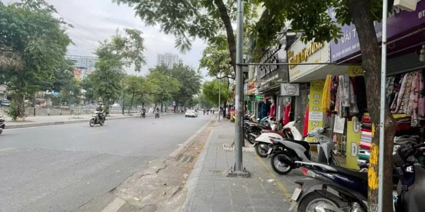 Hạ giá nhà mặt phố Kim Ngưu 75m2 mặt tiền 4.3m vuông đẹp 2 vỉa hè kinh doanh