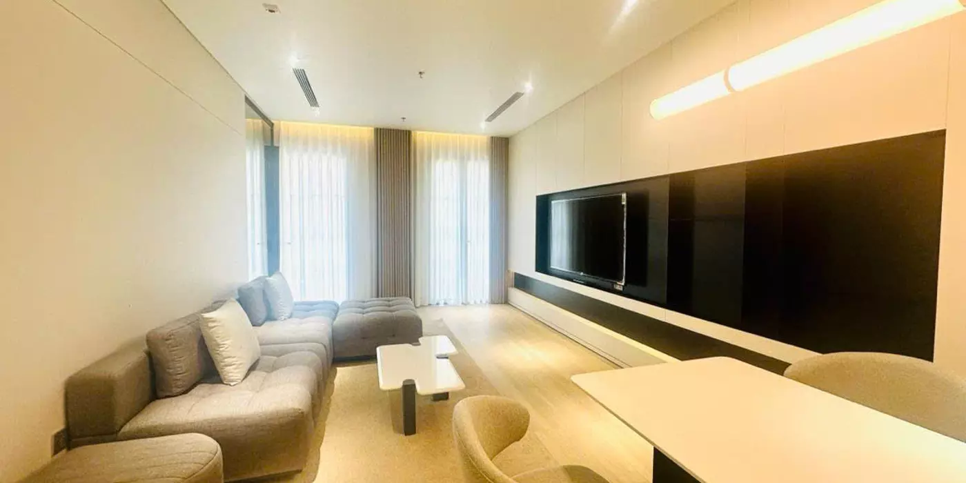 Bán nhà kinh doanh phố Hoàng Văn Thái 46m2, 5T thang máy, ô tô dừng đỗ thu 40tr/tháng