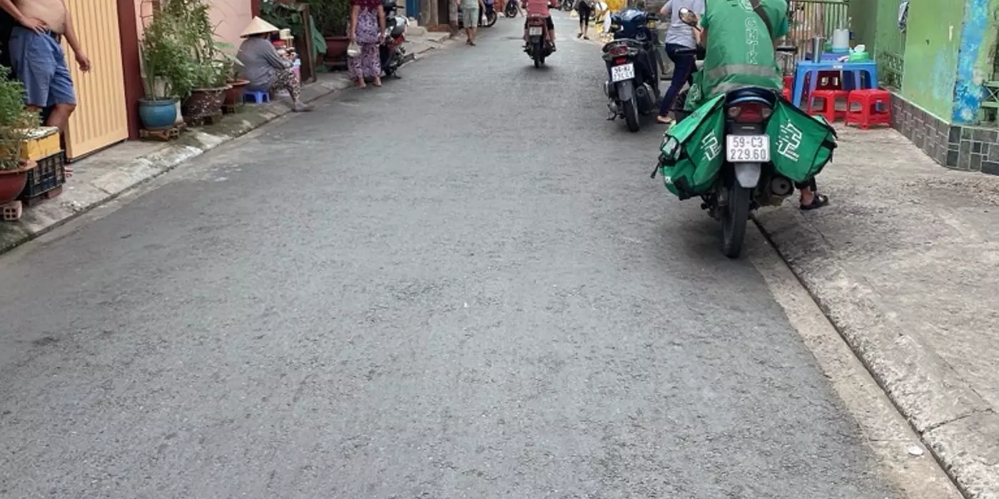 HOT. HOT, CHỈ 4.8 TỶ, [P3Q8] SIÊU PHẨM - HẺM XE TẢI - XE HƠI NGỦ TRONG NHÀ.