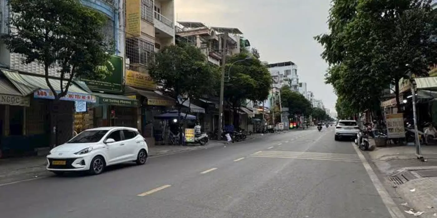 **10.45 TỶ, LÔ GÓC 2 MẶT TIỀN LÒ SIÊU Q11, 54M2, 6TẦNG, 4PN NHÀ MỚI ĐẸP KD NGAY.