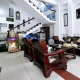 Nhà Hoàng Diệu, Hải Châu OTO  thông, 65m2, 4 tầng, ngang 5,5m,oto tránh, Giá chỉ 5,5 tỷ TLCC.