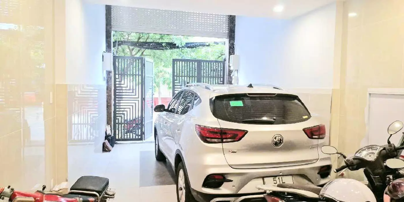 Biệt thự Q7 

TRUNG TÂM Q7 TÂN KIỂNG 
Ngang 4.1 x 18 
6 tấm