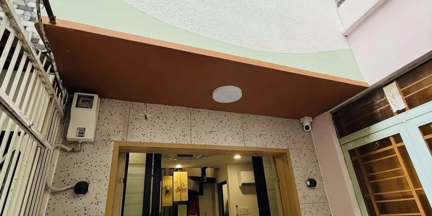 NHÀ ĐẸP  PHƯỜNG 3 , QUẬN 8  - TẶNG NỘI THẤT  CAO CẤP  - KHU VỰC TRUNG TÂM , CÁCH AEON QUẬN 8 CHỈ
