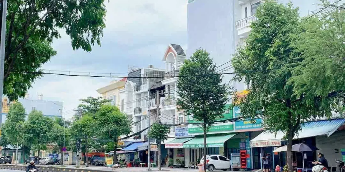 Bán 550m² đất Mặt Tiền Đường Lê Thị Riêng, Thới An, Quận 12 giá 28 tỷ