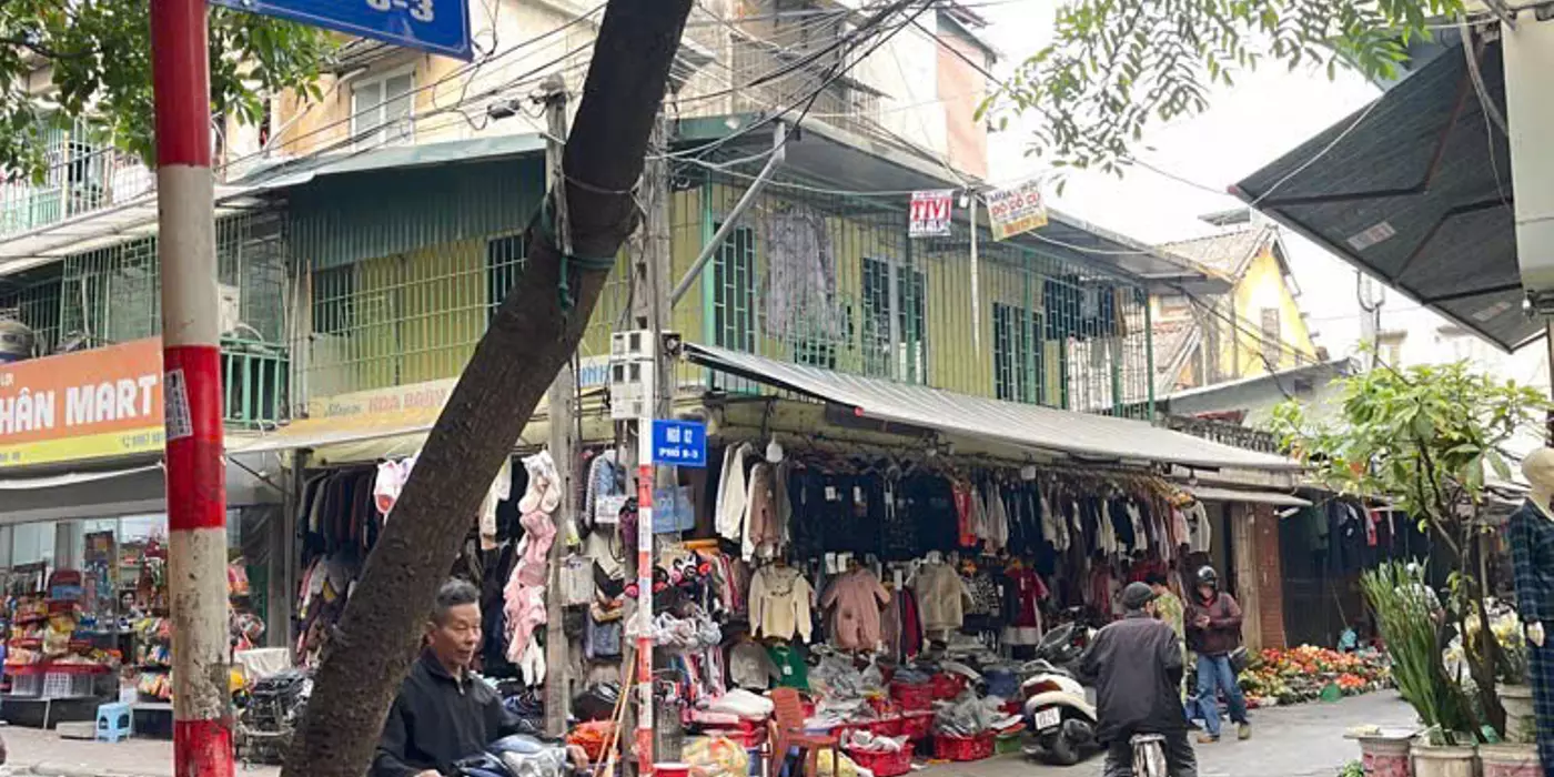 B.ÁN NHÀ VỊ TRÍ ĐẸP - MẶT PHỐ NGÕ 93 HAI BÀ TRƯNG - KINH DOANH - VỈA HÈ - Ô TÔ - Ở NGAY - HAI