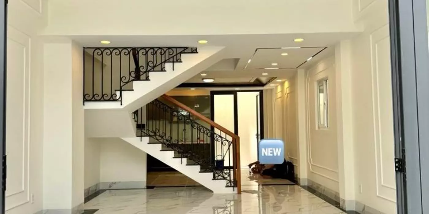 Giảm tc 2,5 tỷ Bán gấp nhà - HÒA  BÌNH - Q.11 ĐƯỜNG 7M THÔNG - 68M2 - 5 TẦNG - HƠN 10 TỶ