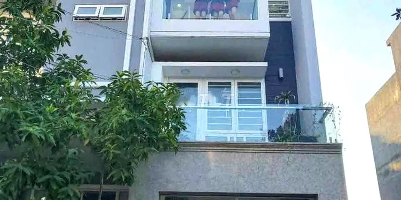 Nhà đẹp NC nup hẻm Quang Trung P14. 4,5x15m
