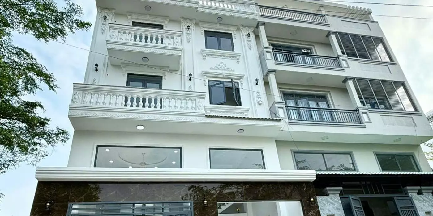 Biệt thự mini Lê Văn Lương, 8x11m, 5 tầng, chỉ 6.8 tỷ