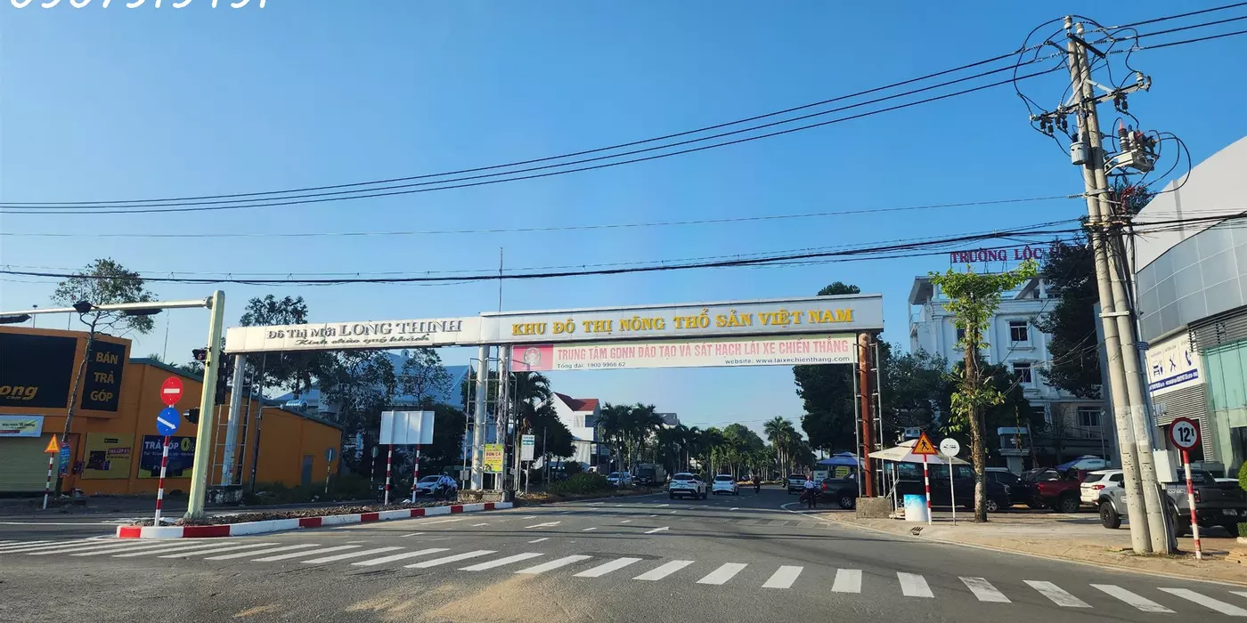BÁN NHÀ MẶT PHỐ CẦN THƠ - 84M2 - 3 TẦNG - GIÁ HỜ 3.8 TỶ
HOÀN HẢO CHO GIA ĐÌNH TRẺ - KDC NÔNG THỔ