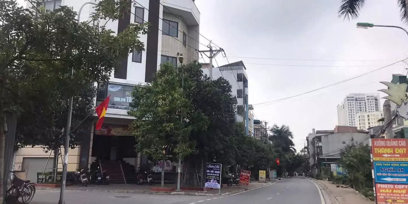 BÁN MẢNH ĐẤT PHÂN LÔ VỈA HÈ KINH DOANH NGŨ HIỆP DT70m giá chỉ 6.4 tỷ