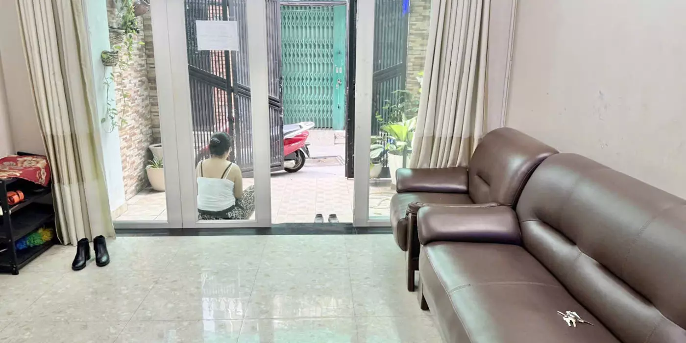 BÁN NHÀ 3 TẦNG, 75M2, LẠC LONG QUÂN, TÂN BÌNH - GIÁ 8.5 TỶ - SỔ ĐỎ CHÍNH CHỦ