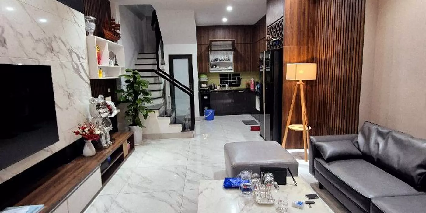 BÁN NHÀ GẦN PHỐ LÊ TRỌNG TẤN, Ô TÔ CHẠY VÒNG QUANH, NỘI THẤT VIP, 50m, 12.5 tỷ