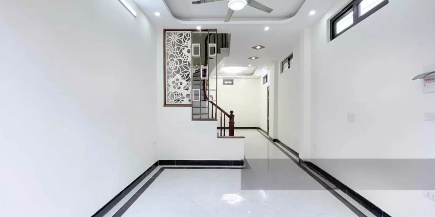 Bán nhà riêng 40m2 cạnh chợ Giang Xá, Trạm Trôi. Thiết kế 4 phòng ngủ. Ngõ thoáng tiện Ôtô