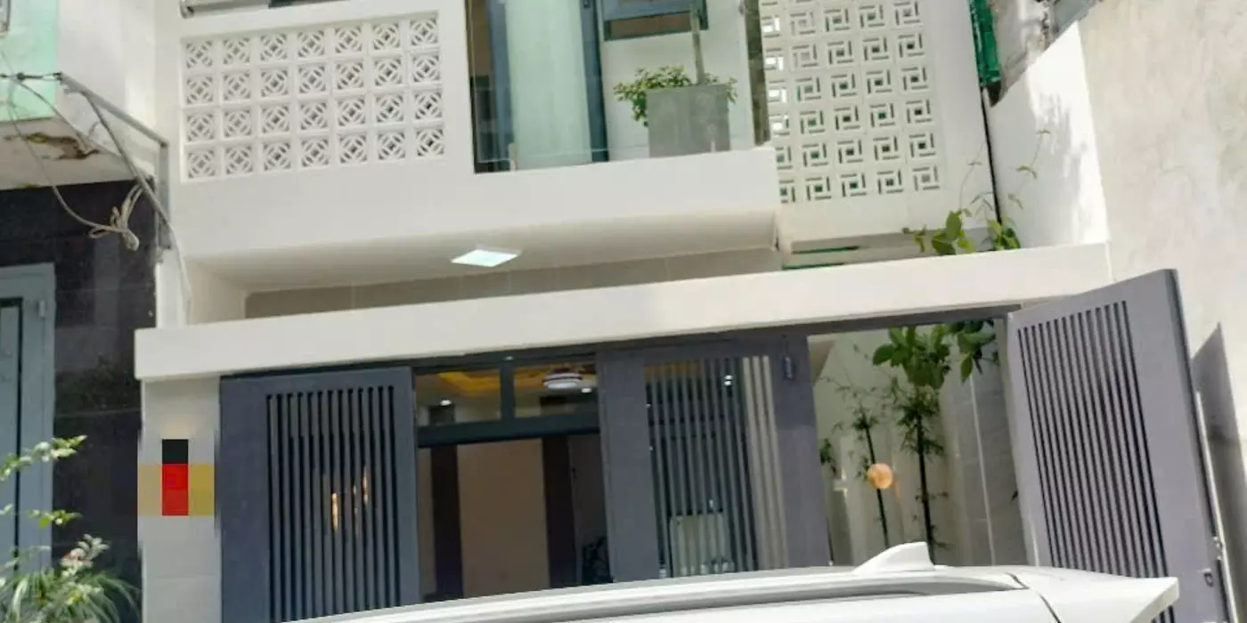Bán nhà Bình Tân - Đường Số 12 HXH 8m thông, gần mặt tiền 42m2(4.2x12.3m), 2 tầng BTCT, chỉ 4.3 tỷ