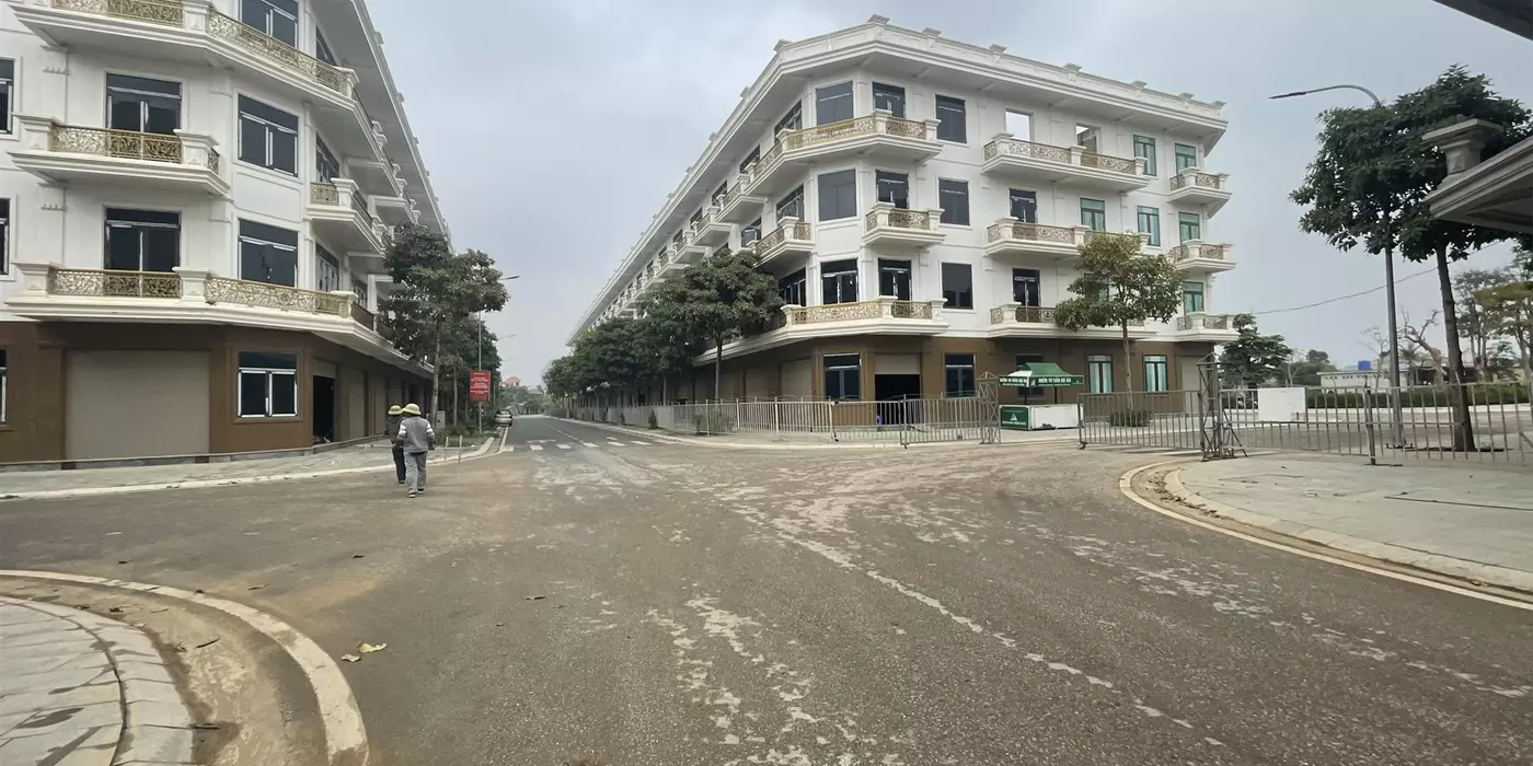 CẶP CĂN GÓC, NGÃ TƯ HÀ HUY TẬP. GÓC DUY NHẤT, SANG TÊN SỔ NGAY. LH: 0966 343 969