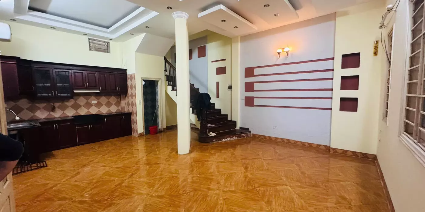 BÁN NHÀ LẠC LONG QUÂN - LÔ GÓC, DT46M2, 4 TẦNG, 4 PHÒNG NGỦ, GẦN HỒ TÂY (CHỈ 10.8 TỶ)