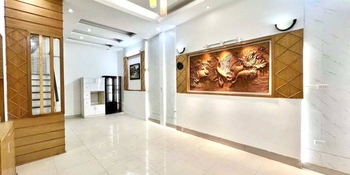 LÔ GÓC VƯƠNG THỪA VŨ, THANH XUÂN, NHÀ 63M, MT 5.3M, Ô TÔ, Ở NGAY, GIÁ TỐT 13.55 TỶ