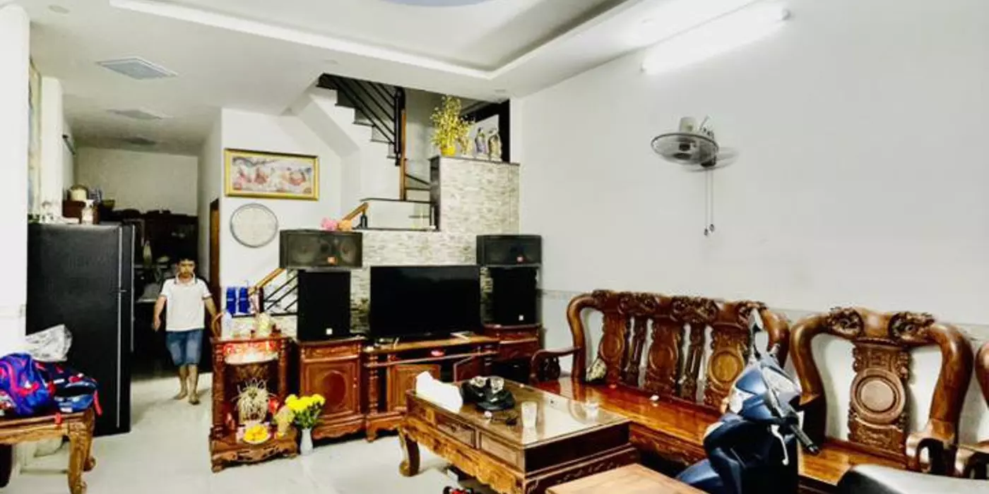 SIÊU HOT QUẬN 12 - NHÀ 3 TẦNG - VỊ TRÍ ĐẸP - HẺM XE HƠI 6M THÔNG TÂN THỚI HIỆP 20 - GIÁ TỐT CHỈ