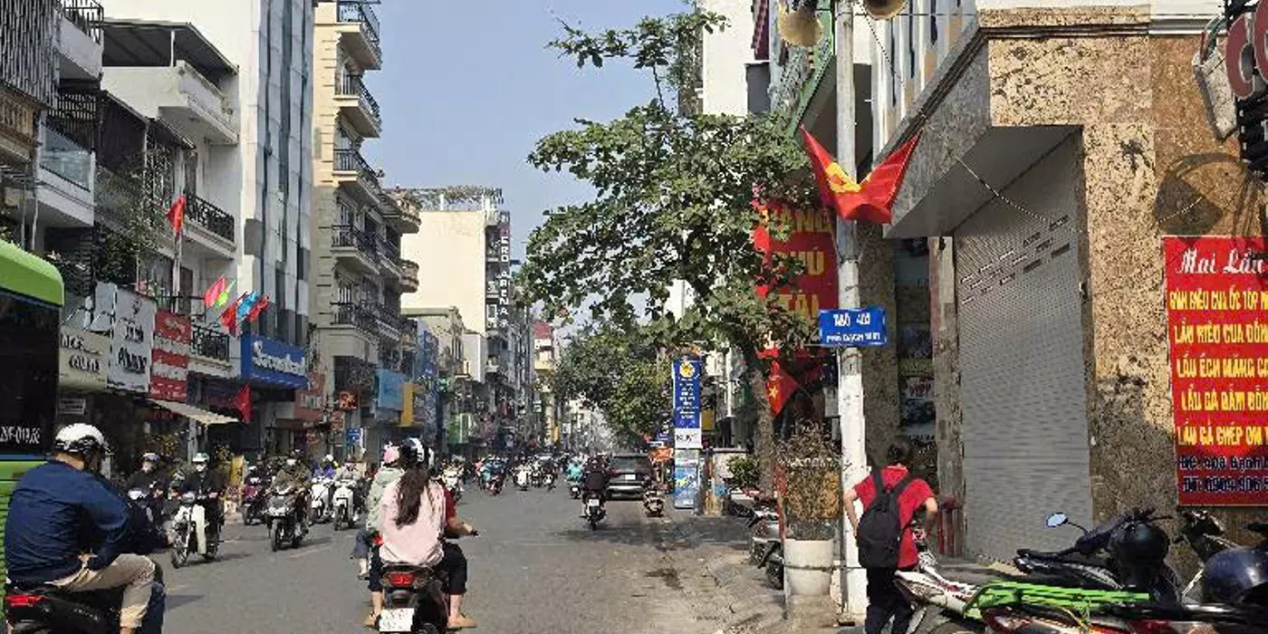 Bán siêu phẩm nhà mặt phố thái phiên 11 tầng thang máy long lanh hai bà trưng