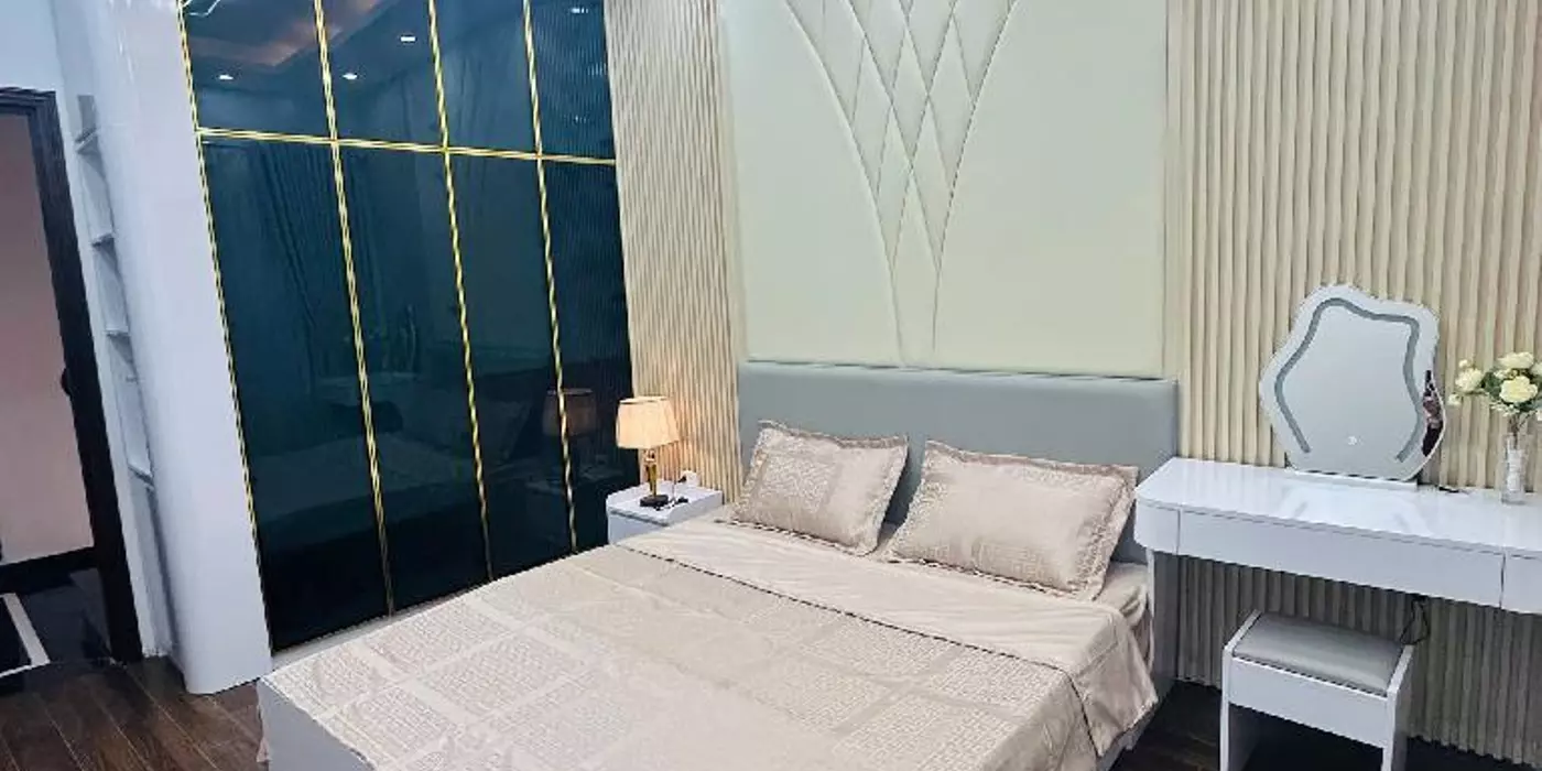 Trần Thái Tông,hiếm, 30mX5T,phân lô,oto tránh 30m, full nội thất 8tỷ25