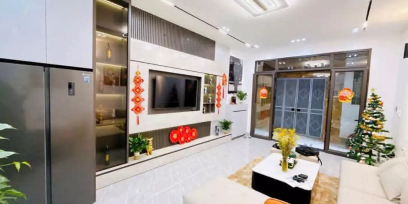SIÊU RẺ - 4,7 TỶ - 46M NHÀ ĐẸP NGỌC THỤY, GẦN CHỢ, CÔNG VIÊN, VIỆT PHÁP, GẦN Ô TÔ