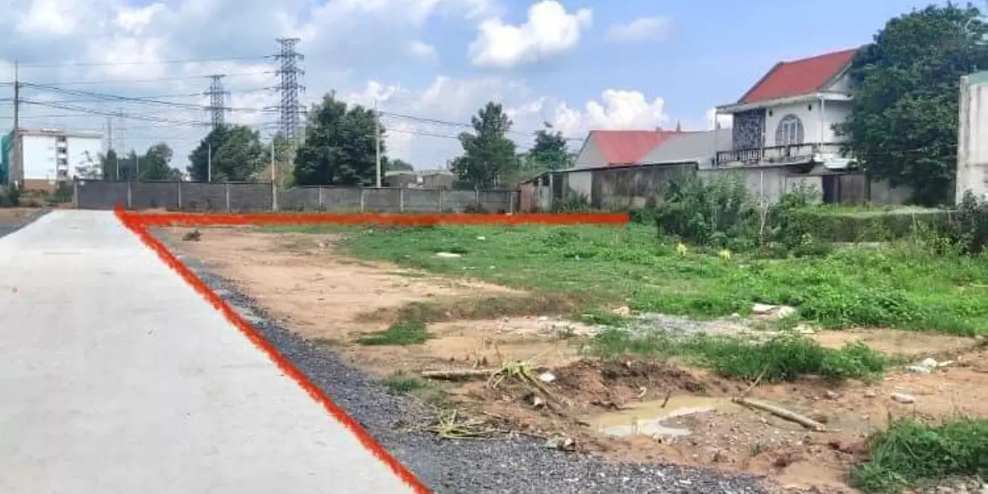 BÁN NGỘP LÔ ĐÂT MT ĐƯỜNG 18M CHƠN THÀNH 330TRIỆU 200M2 SỔ RIÊNG THỔ CƯ, GẦN TRƯỜNG CHỢ KCN