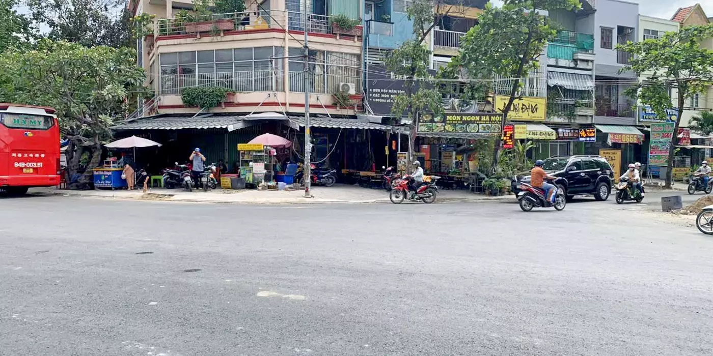 Mặt tiền ngay Pegasuite 4x16 đúc 5 tầng chỉ 11 tỷ 2